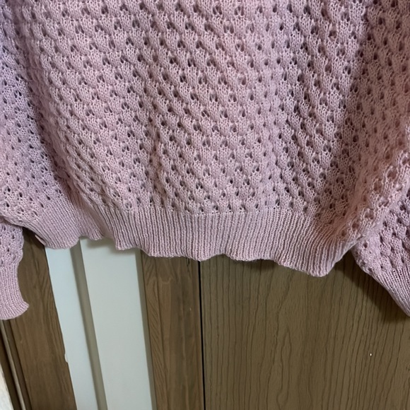 Pink crochet light bottom ribbed sweater - Picture 2 of 3
